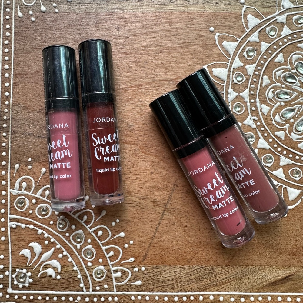 Jordana Sweet Cream Matte lip color
